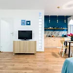 Sleepway Apartments - Blue Dream